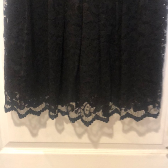 Dress - Picture 5 of 5